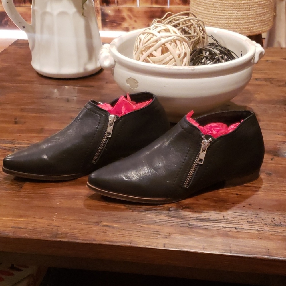 Women booties